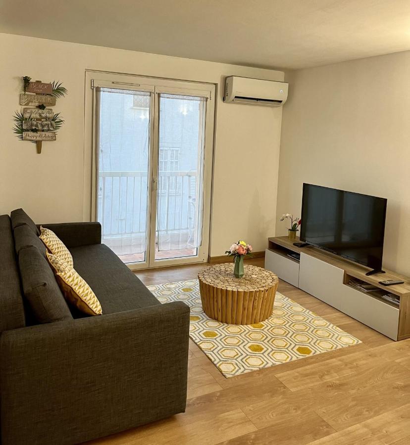 Perle Rare A 250M De La Plage ! Climatise Avec Parking, Balcon & Wifi Sainte-Maxime Exterior photo